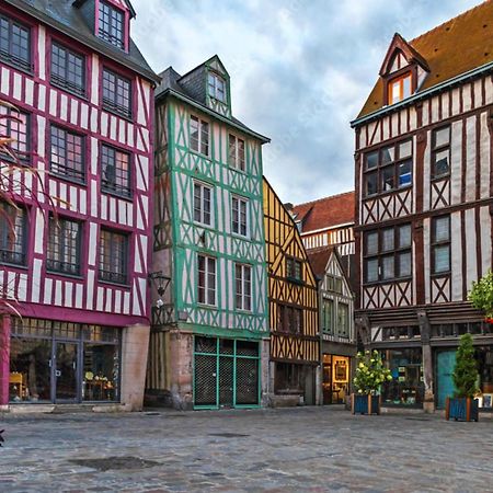 Herve Maison De Ville Rouen Esterno foto